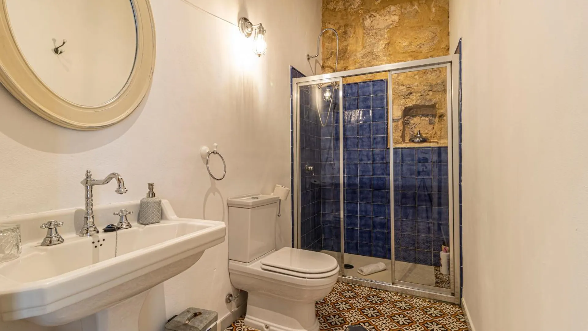 Allo Apartments Amargura II Centro Loft Jerez de la Frontera Spain